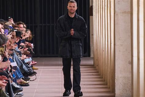 givenchy director|matthew williams to exit givenchy.